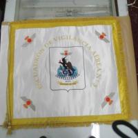 Guión Banderín bordado sobre tela de raso. EVA 3 Constantina Sevilla