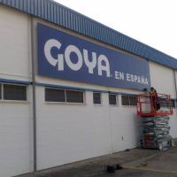 Rotulación de frente de chapa. Fábrica de aceites Goya, Ctra Sevilla Málaga
