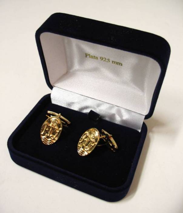Gemelos plata de ley, con ba&ntilde;o de oro. Regalos de protocolo en Sevilla
