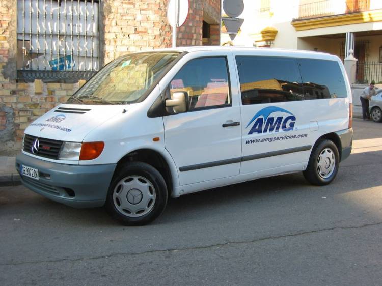 Rotulación Furgoneta en vinilo de corte AMG Dos Hermanas Sevilla