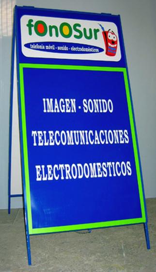 Rótulo Cartel bípode caballete de Fonosur Dos Hermanas Sevilla