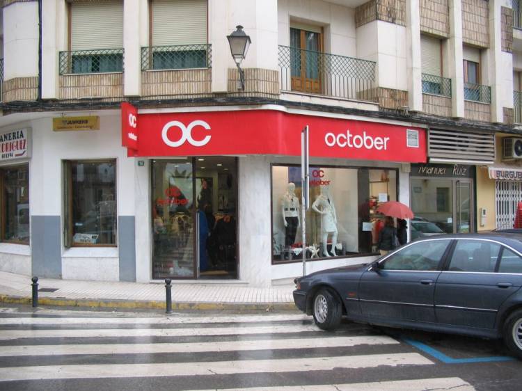R&oacute;tulo corp&oacute;reo OC October Lucena C&oacute;rdoba