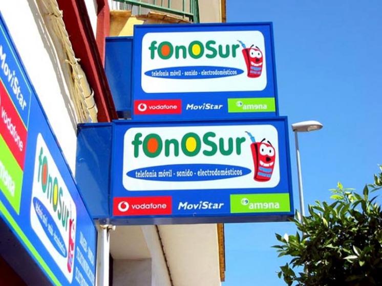 R&oacute;tulo luminoso, Banderola de Fonosur Dos Hermanas Sevilla