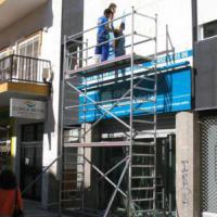 Rótulo cartel con vinilos con imágen corpórea en pvc + impresión digital. Clínicas Séptima Dental Málaga