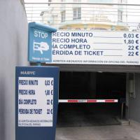Rótulo cartel Parking Málaga