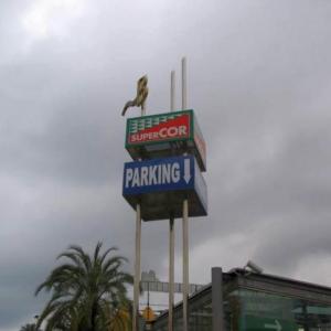 Rótulo cartel Parking Málaga