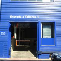 Rótulo cartel Peugeot Alcalá de Guadaira Sevilla. letras en metacrilato