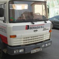 Beragui SL Alquiler de Maquinaria. Rotulación en vinilo Dos Hermanas Sevilla