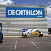 Decathlon Camas Sevilla - Cartel lona publicitaria de Gran formato