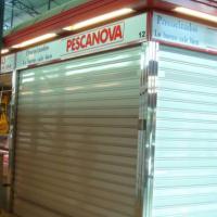 Frente rotulado plaza de Abastos Dos Hermanas Sevilla