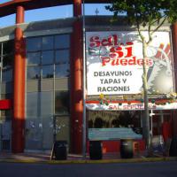 Lona publicitaria. Sal si puedes, Cervecería en Dos Hermanas Sevilla