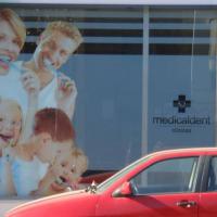Medicaldent rotulación de vinilo a inversa + ácido