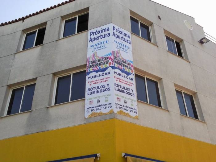 Cartel lona publicitaria de Gran formato. Master Fisnet Dos Hermanas Sevilla