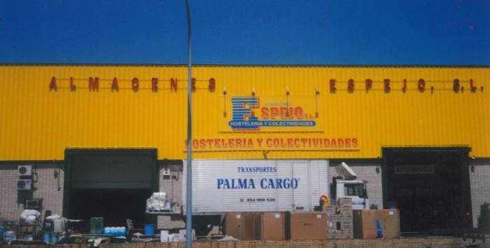 Cartel rotulado en vinilo Almacenes Espejo, Ctra de la Isla Fuente del Rey Dos Hermanas Sevilla