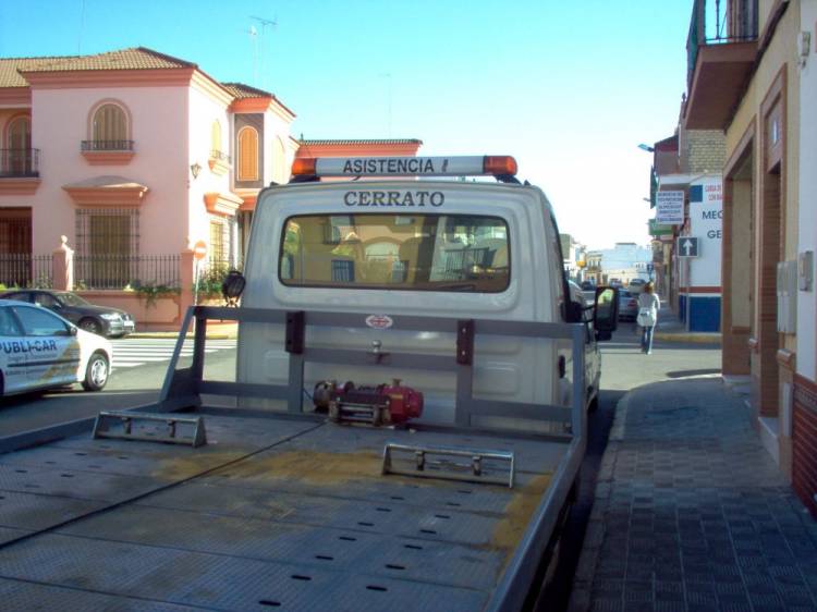 Rotulaci&oacute;n Gr&uacute;as Renault Cerrato, Dos Hermanas Sevilla