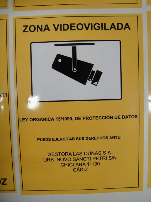 Rótulo cartel Placa vigilancia de cámaras Hotel las Dunas Cádiz