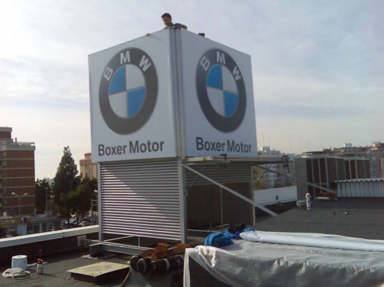 R&oacute;tulo Cubo luminoso BMW Boxer Motor