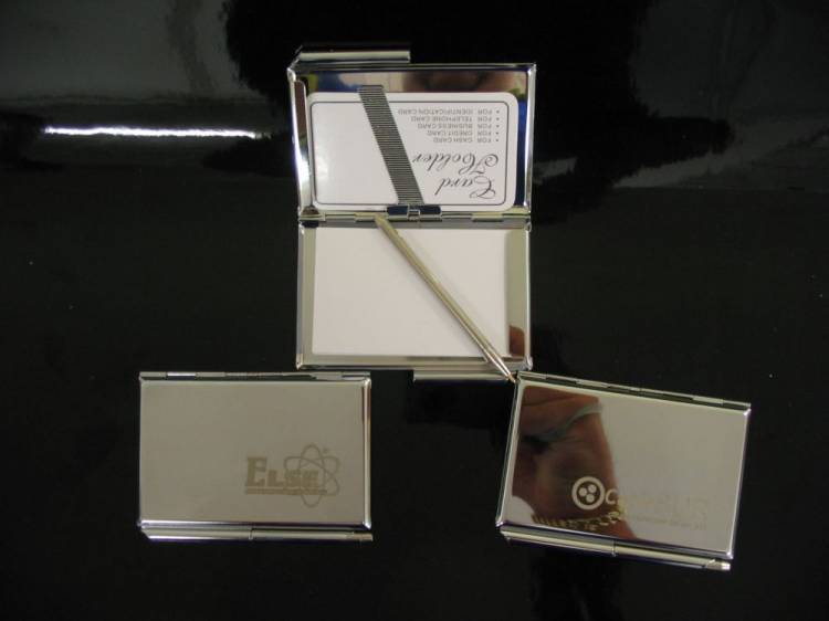 Tarjeteros cromados Else y Cable Sur