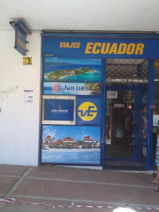 Viajes Ecuador Dos Hermanas Sevilla, Rotulación en vinilos de cajero