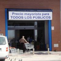 Rotulación de Portalón abatible Bebidas Sur Dos Hermanas Sevilla