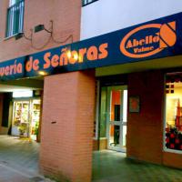 Rótulo cartel  en vinilo Peluquería Cabellos. Dos Hermanas Sevilla