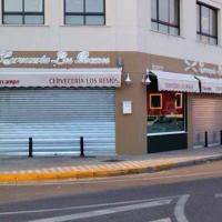 Rótulo de letras y logos de neón pírex. Cervecería Los Remos Dos Hermanas Sevilla