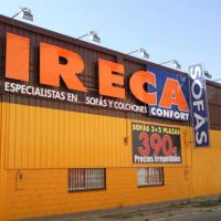 Rótulo en letras recortadas. Ireca El Manchón Sevilla