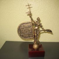 Trofeo Giraldillo en marmolina 16 cm Sevilla