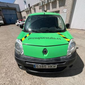 Rotulaci&oacute;n de furgoneta en integral de Reanult Kangoo, con vinilos fundidos para Presupuestalia en Sevilla.