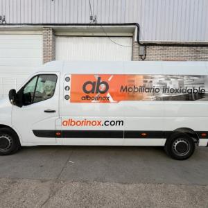 Rotulación de furgoneta en vinilo laminado UV. Alborinox en Dos Hermanas Sevilla.