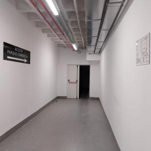 R&oacute;tulo cartel indicador para centro comercial en Alacal&aacute; de Guadaira Sevilla.