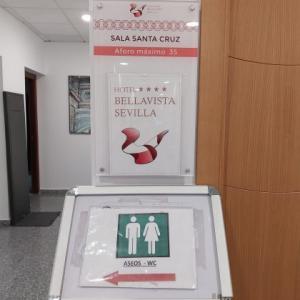 Rótulo cartel para interior en metacrilato con impresión a la inversa. Hotel Bellavista Sevilla