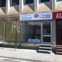 Academia Couckes English Sevilla. Rotulación de vinilos en impresión digital y al ácido