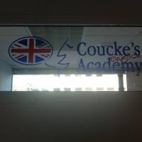 Academia Couckes English Sevilla.  Rotulación de vinilos en impresión digital y al ácido
