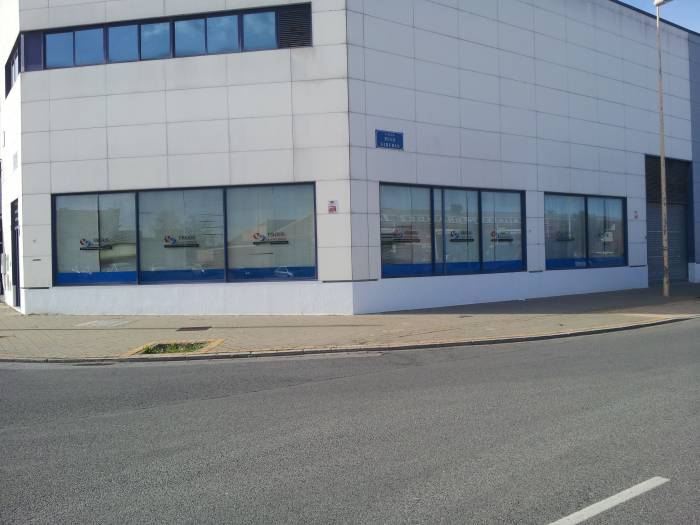 Ergos Consultores Sevilla.  Rotulaci&oacute;n de vinilos en impresi&oacute;n digital y al &aacute;cido