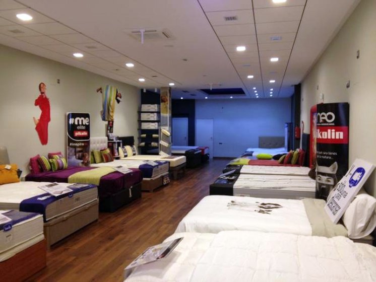 Figuras corpóreas en pvc rotulado para Bed s en Dos Hermanas Sevilla