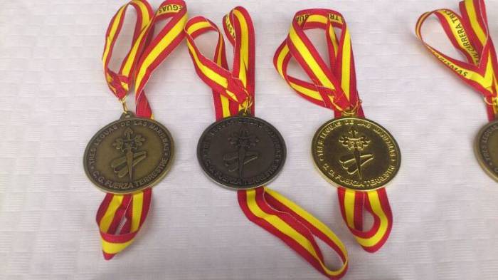 Medallas fundidas y personalizadas IV Carrera Las 3 Leguas de las Marismas. Futer Sevilla