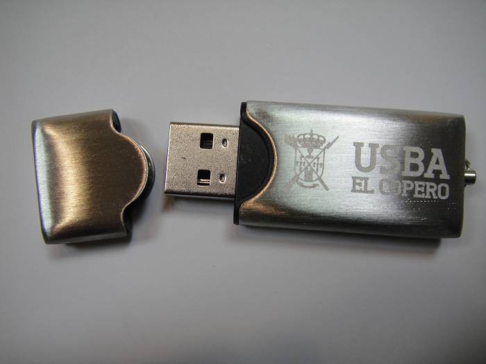 Pendrive 8 GB grabado a l&aacute;ser. Usba El Copero Sevilla