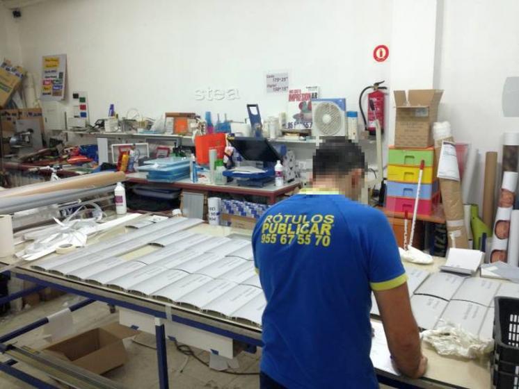 Rótulo cartel Costrucciones Ortiz Colegio Sevilla