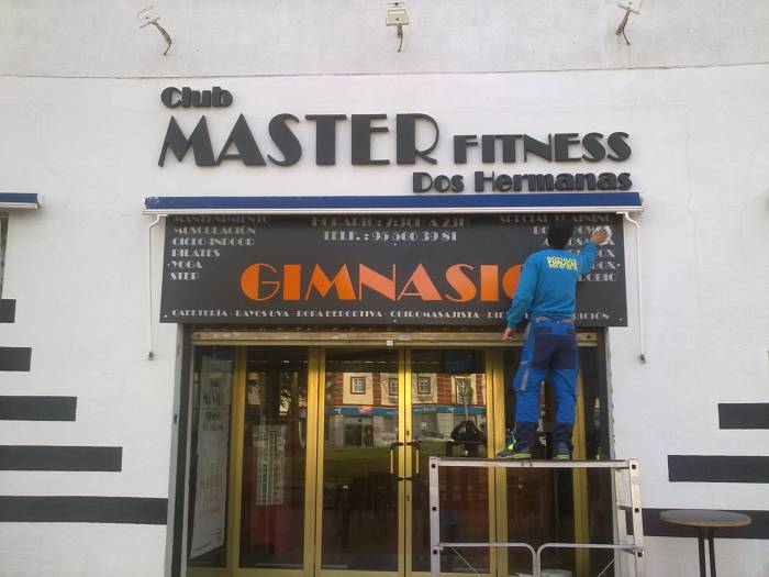 Rótulo letras corpóreas Master fitnes Dos Hermanas Sevilla