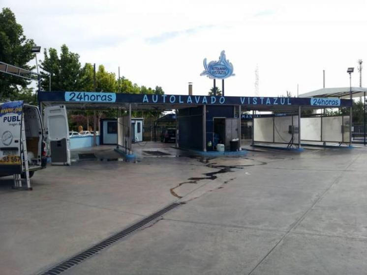 Rótulo luminoso corpóreo. Autolavado Vistazul, Dos Hermanas Sevilla