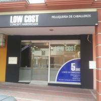 Peluquería Low Cost, Dos Hermanas Sevilla. Rotulación de vinilos en impresión digital y al ácido
