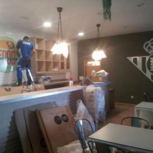 Rotulación de fotomurales en vinilo. Cafetería Ciudad Deportiva del Real Betis Balompiés