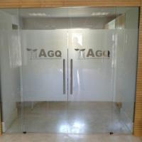 AGQ Sevilla. Rotulación de vinilos al ácido