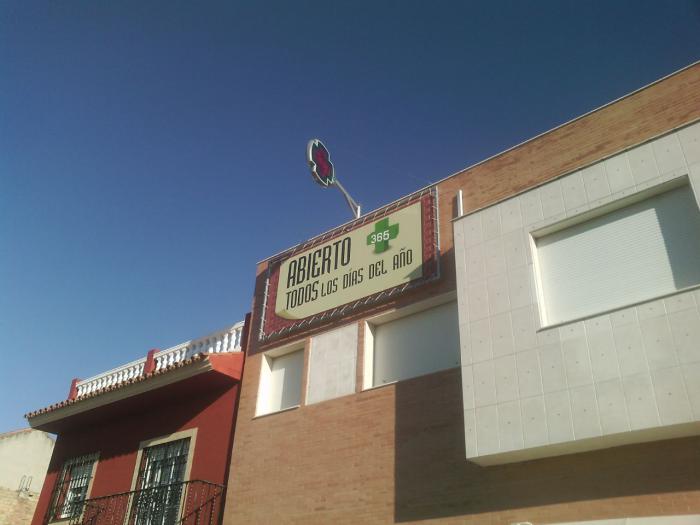 Cartel lona publicitaria de Gran formato. Farmacia Cabezuelos, Dos Hermanas Sevilla