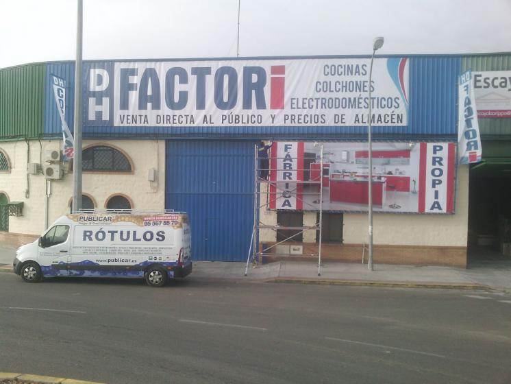 DH Factori, Dos Hermanas Sevilla. Cartel lona publicitaria de Gran formato de 15x3 mts + 7x3 mts