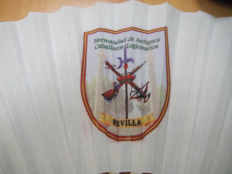 Hermandad de Antiguos Caballeros de la Legi&oacute;n. Avanico serigrafiado