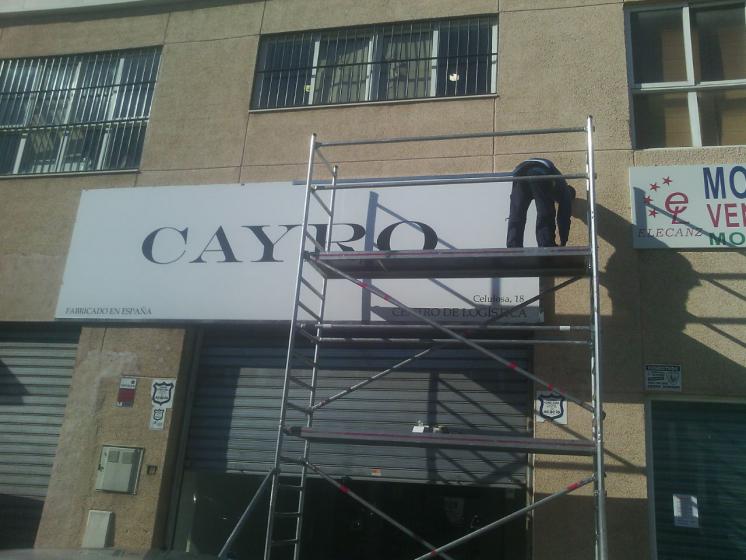 Lona en impresi&oacute;n digital tensada. Cayro, Sevilla