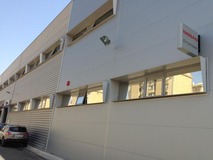 Nissan Vanauto Sueminencia Sevilla. L&aacute;minas solares con reducci&oacute;n del 79% de calor