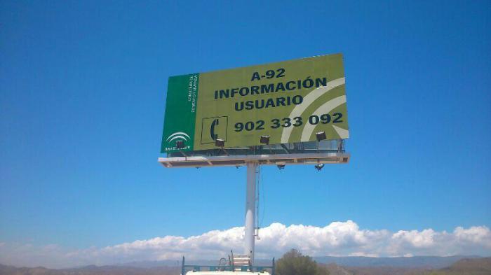 Reparaci&oacute;n completa de monoposte en Fi&ntilde;ana Almer&iacute;a. Vista terminado